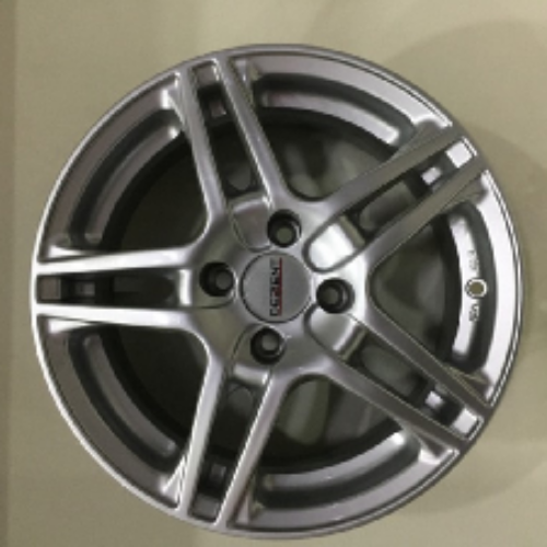 DEZENT 6,5X15 4X100 ET38 60,1 SILVER