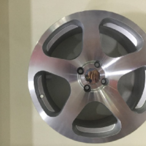 BK684 8X17 4X100 ET30 73,1 SILVER